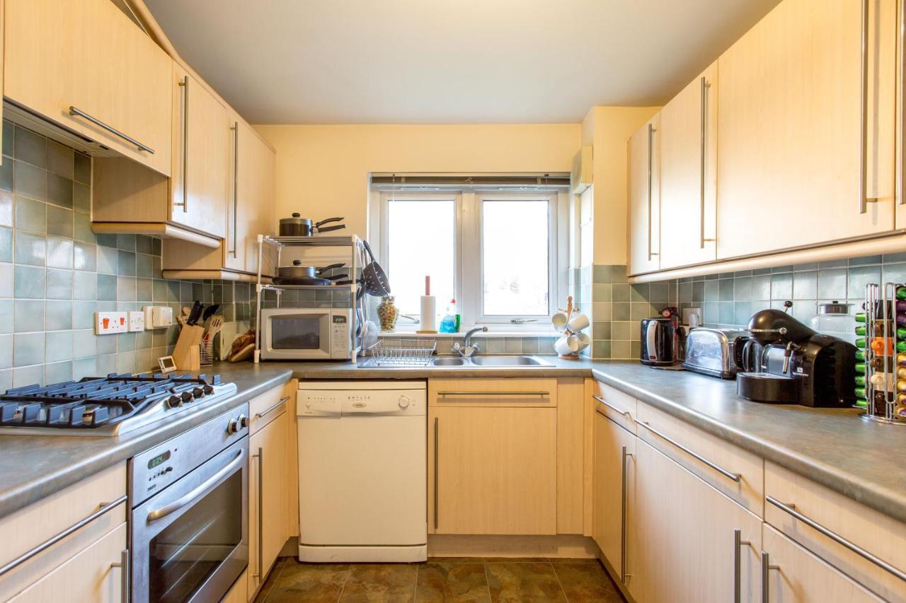 Central & Stylish 3 Bedroom, 2 Bath, Free Parking Эдинбург Экстерьер фото