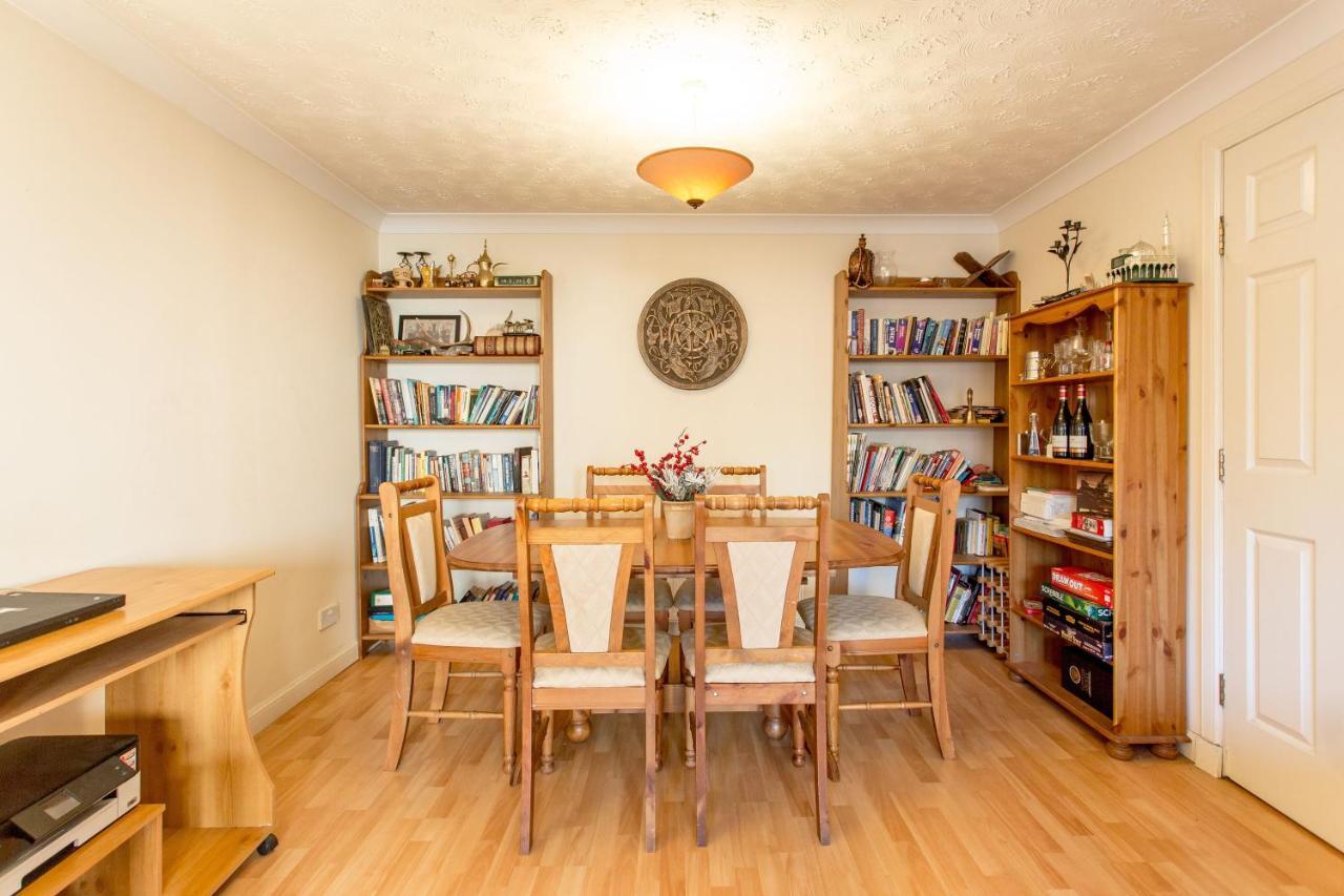 Central & Stylish 3 Bedroom, 2 Bath, Free Parking Эдинбург Экстерьер фото